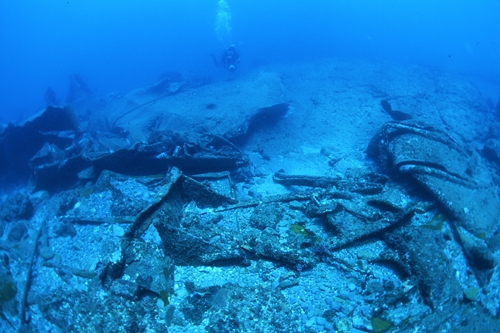 2004.4阿瑪斯機艙殘骸